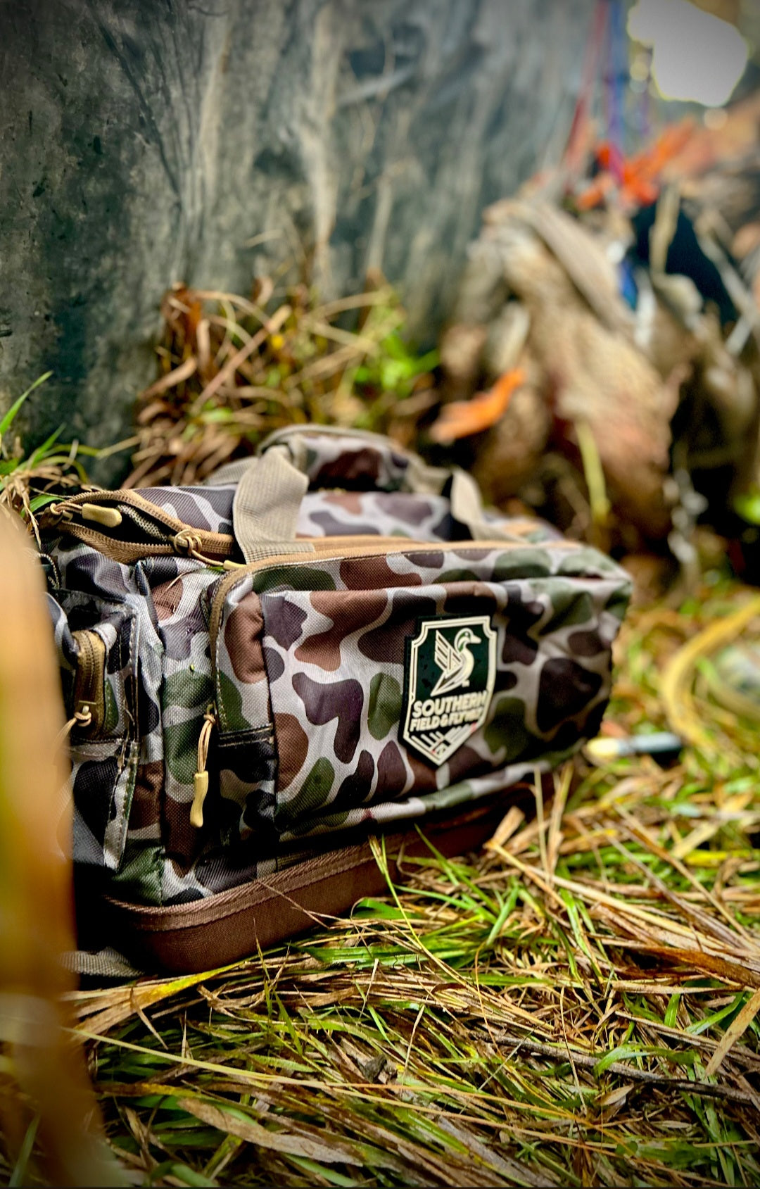 Medium Blind Bag - Vintage Frogskin Camo