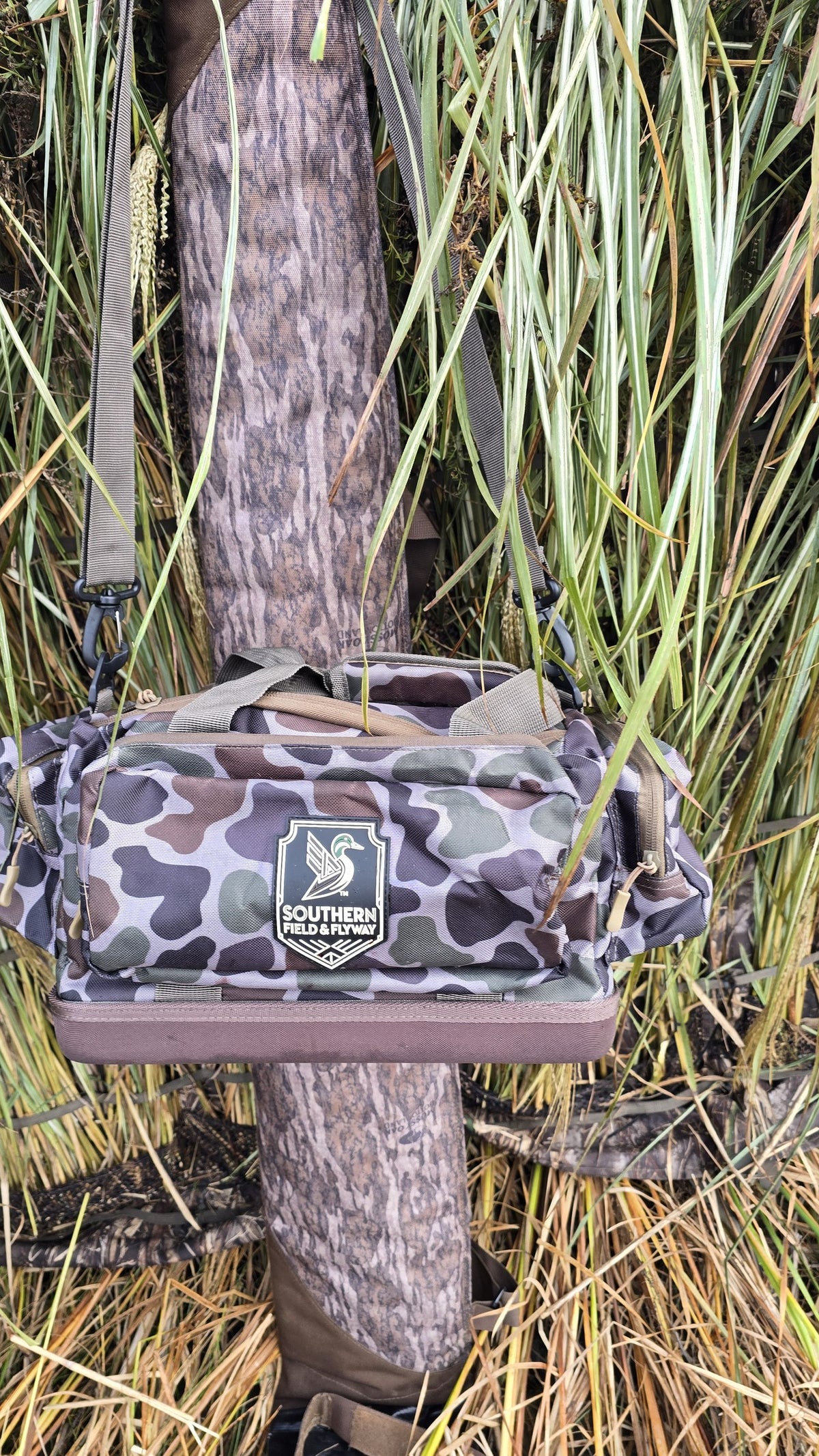 Medium Blind Bag - Vintage Frogskin Camo